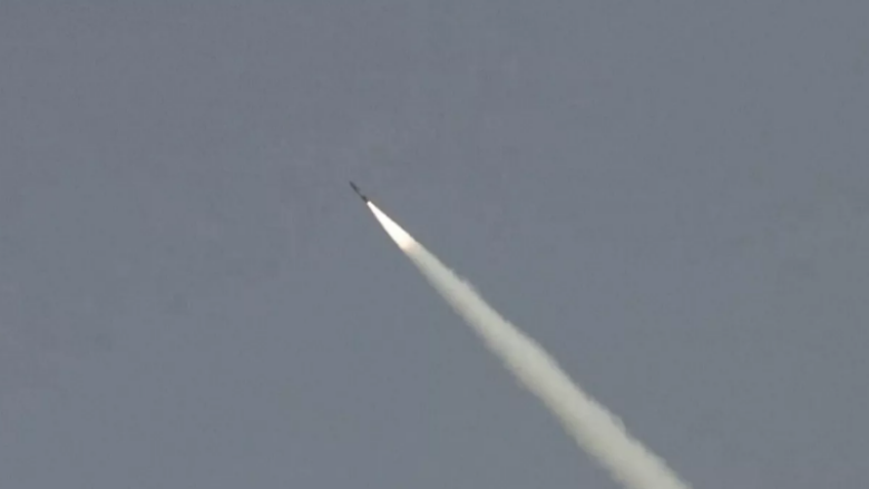 Pakistani teston raketa balistike – rriten tensionet me Indinë