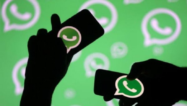 WhatsApp po sjell mundësinë për të krijuar sfonde të personalizuara me AI