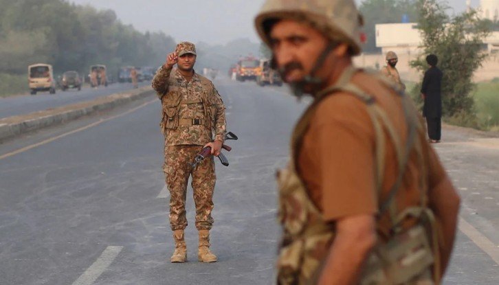 India dhe Pakistani kanë një histori të tensionuar prej vitesh, si nisën luftërat më parë