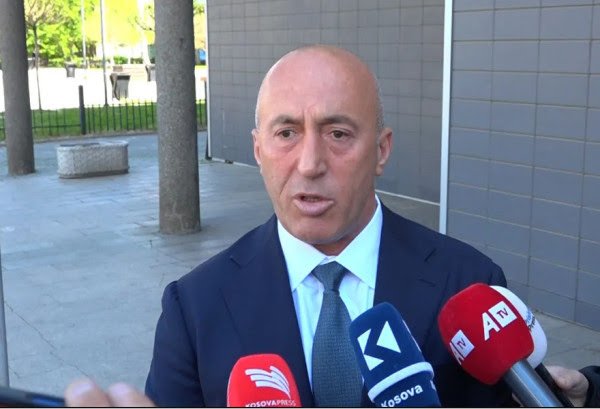 ​Haradinaj thotë se nuk merr pjesë në një takim ku është pjesëmarrës Albin Kurti