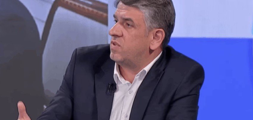 Maloku thotë se me krizën politike po dërgohet imazh jo i mirë edhe të aleatët