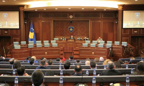 18 dështime, kuvendi lëshon njoftim për vazhdimin e seancës nesër në ora 11:00