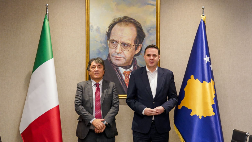 Abdixhiku takon ambasadorin italian, e njofton për “krizën e paprecedentë politike në vend” 