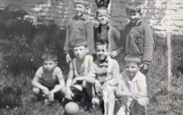 Kështu dukeshin si fëmijë legjendat e futbollit të Kosovës, në vitet e 80-ta dridhen një ish Jugosllavi  