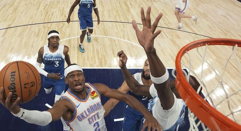 Oklahoma “dërrmon” Minnesota në finalen e parë në Perëndim