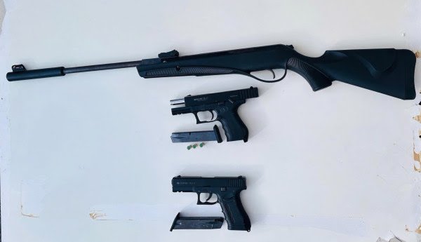 Policia identifikon të dyshuarit për përdorim të armëve në Rahovec