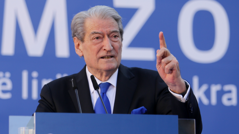 Festa e fitores së zgjedhjeve të PS! Berisha: Ishte si takim mortor! As në filmat “Narcos” nuk shikoje fytyra të tilla të ngrira