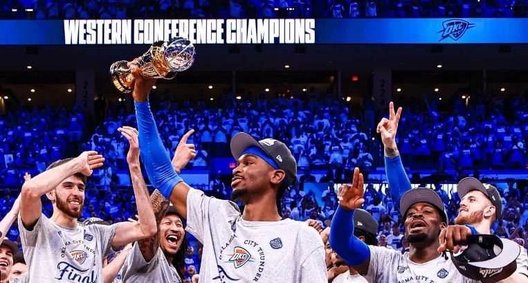 Oklahoma shpallet kampione në Konferencën e Perëndimit