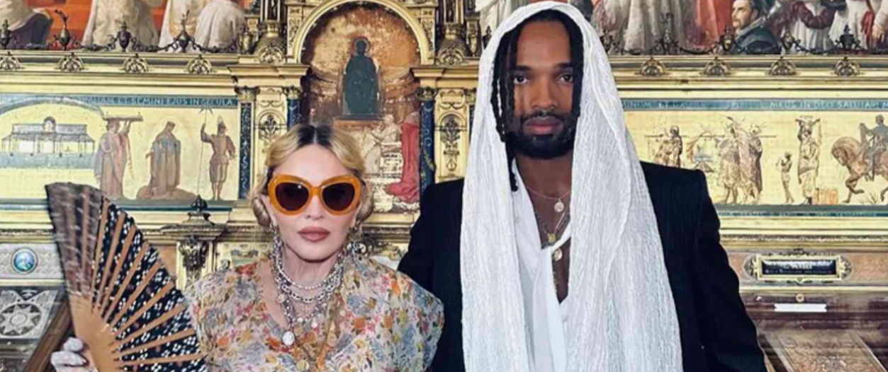 Madonna thuhet se është fejuar me futbollistin 38 vjet më të ri