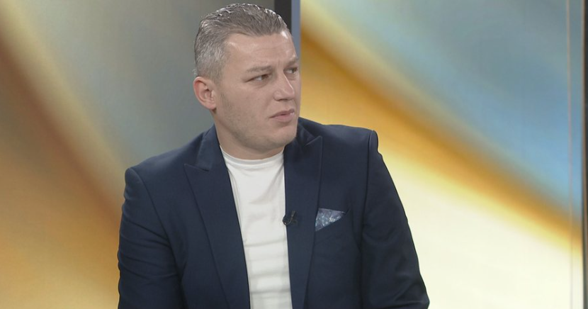 Veliaj kthehet në zyrë? Këshillari i majtë Muharremi: Do i shpjegojmë pse e “tradhtuam”