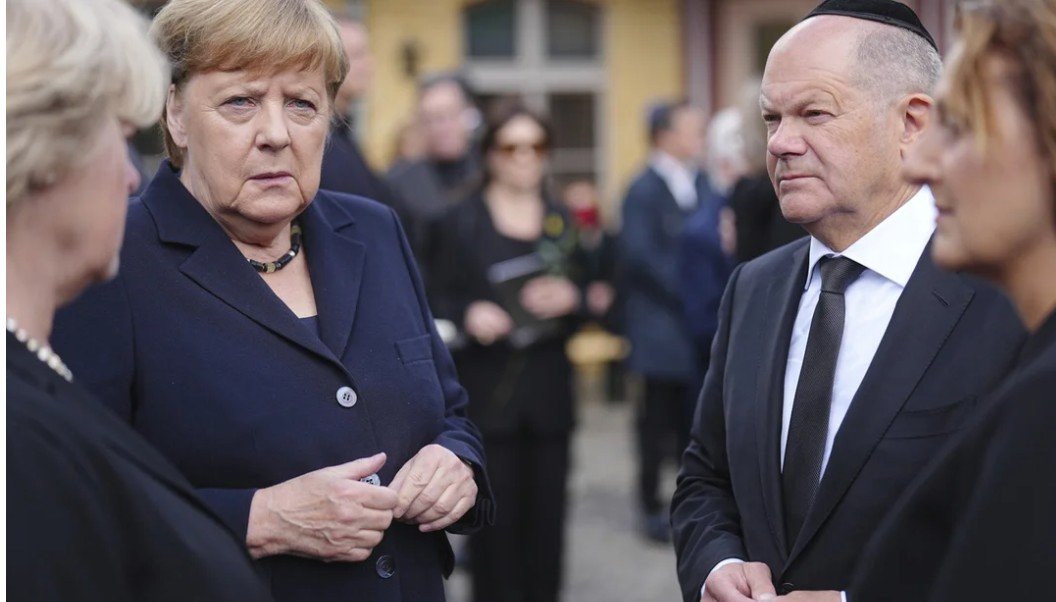 Planifikonte atentat ndaj Merkelit dhe Scholz, arrestohet 49-vjeçari në Gjermani, ja çfarë organizate kriminale kishte krijuar me “darknet”