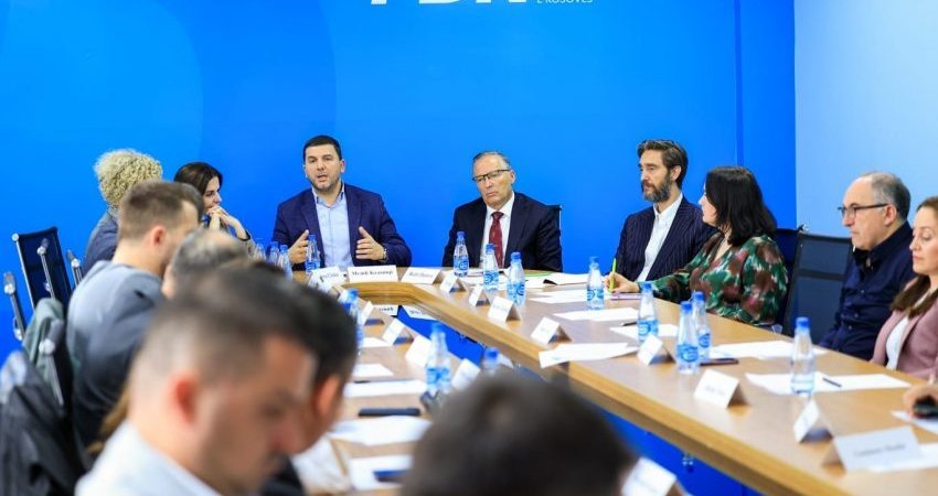 “Nga qielli apo nga qelia” -  Familja Imeri ironizon dorëheqjen e Memli Krasniqit, thotë se PDK-ja po shuhet në krizë