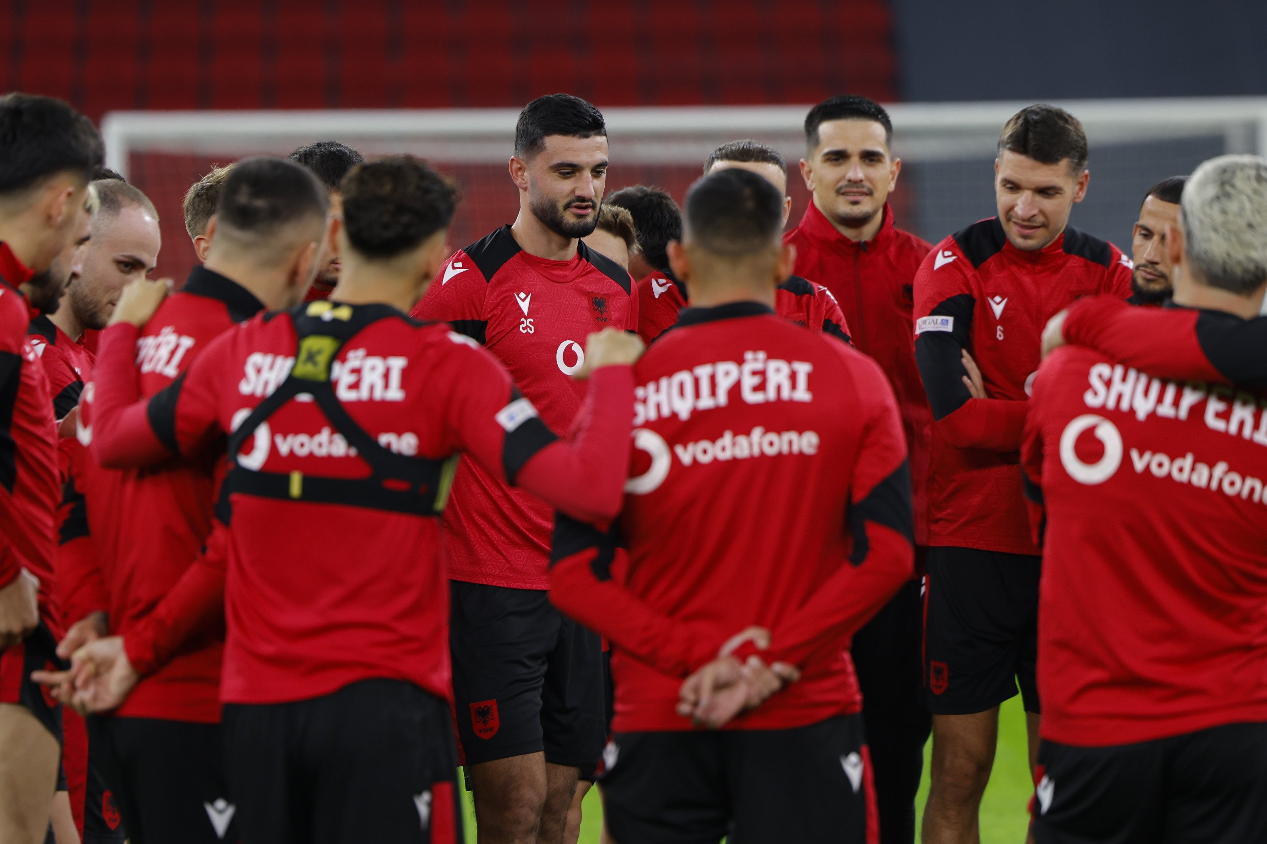 Shqipëria mbyll përgatitjet për ndeshjen ndaj Anglisë