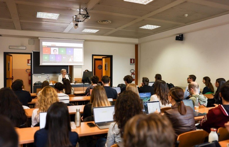 Gërvalla: Diplomacia mbetet domosdoshmëri për paqen dhe sigurinë
