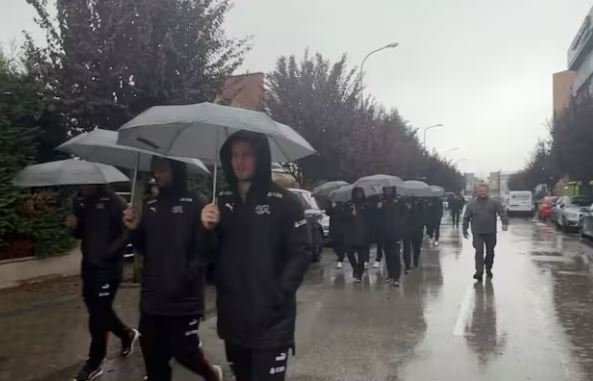Media zvicerane jep lajmin befasues për Kosovën para sfidës me Zvicrën
