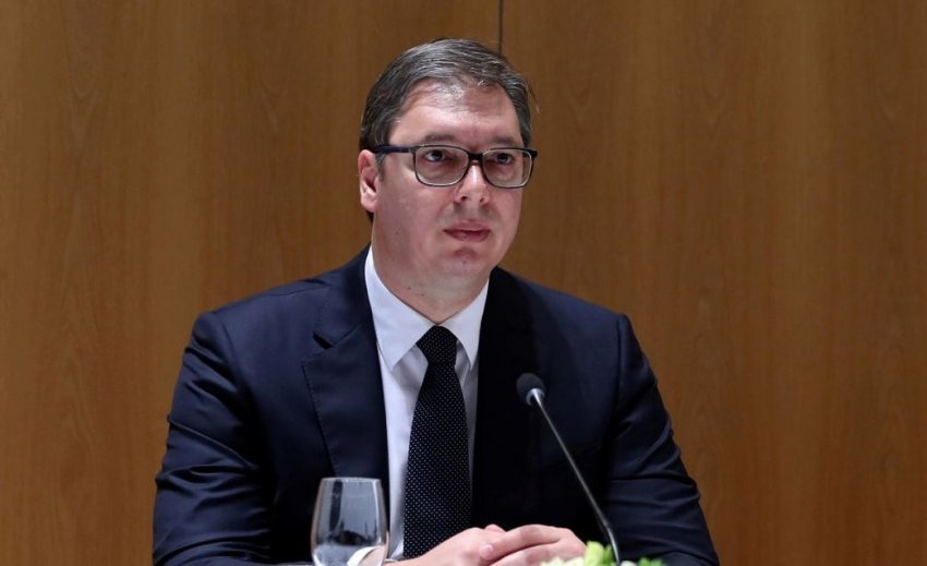 Akuza të rënda, gazetari ngrit aktakuzë ndaj Vuçiqit – ja detajet