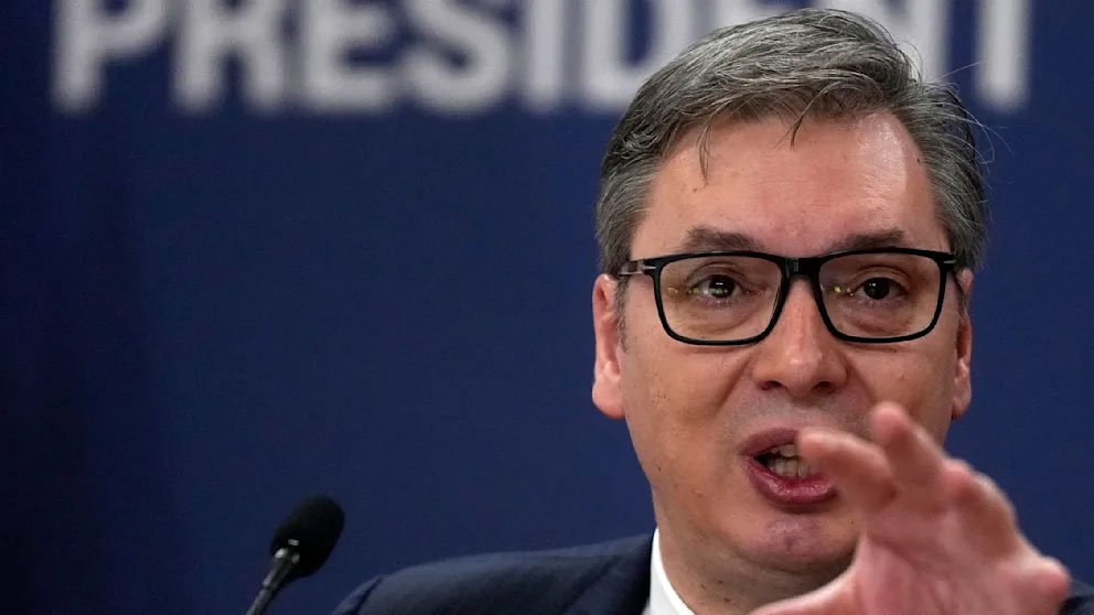 Dalin detaje të reja: Aleksandër Vuçiq i shoqëronte të pasurit për të kryer “gjueti njerëzish” në Sarajevë?
