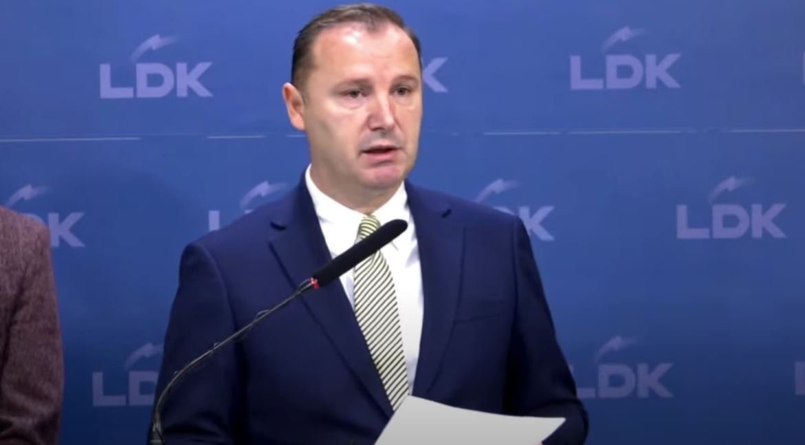 Katër vite dështime dhe polarizim, Zemaj kritikon Qeverinë Kurti për keqmenaxhim
