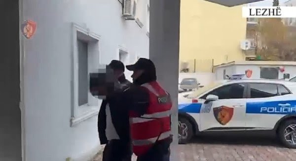 ​Qarkullonte me automjet i armatosur, vihet në pranga 23-vjeçari nga Shkodra