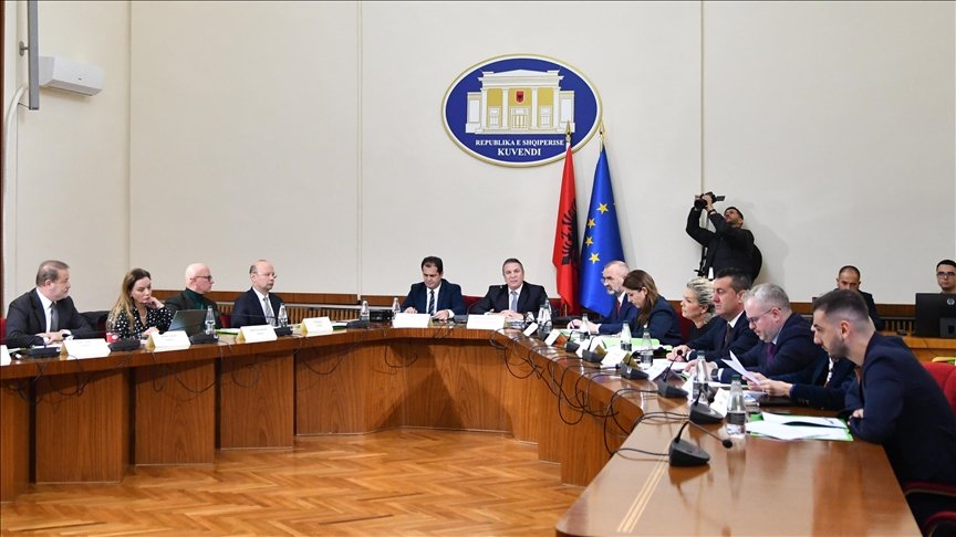 Mblidhet sot Komisioni i Posaçëm për Reformën Zgjedhore, nga çështjet organizative te numri i ekspertëve, çfarë pritet të diskutohet