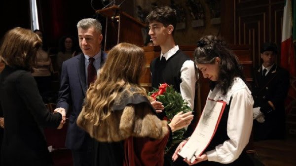 ​Italia shpall vrasjen e femrave vepër penale më vete, do të ketë burgim të përjetshëm