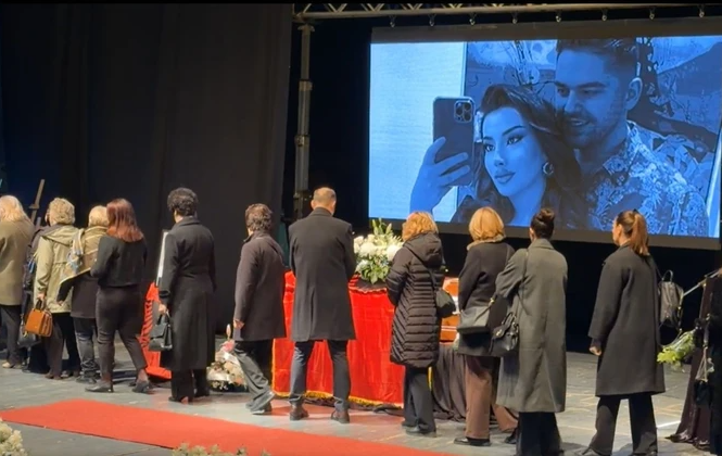 Shpat Kasapi përcillet për në banesën e fundit