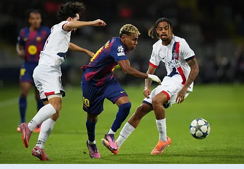 Kampioni i Evropës trondit Barcelonën, befasohen City e Juventusi! Fiton Arsenali e Napoli