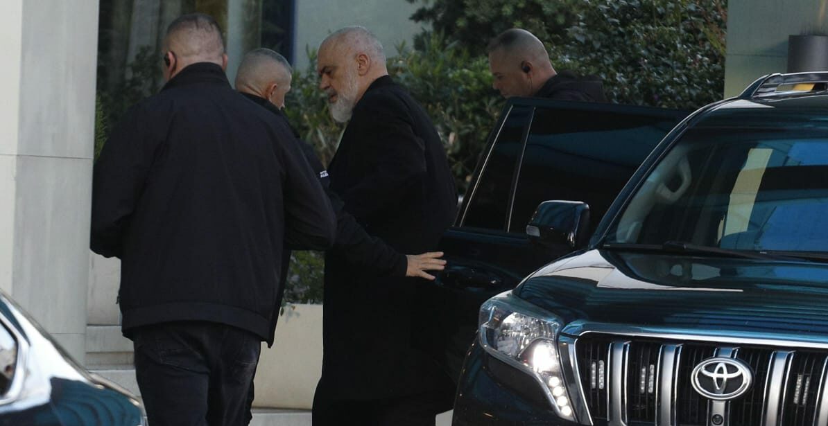  Rama ndan përgjegjësitë për deputetët e Tiranës, në terren zbresin edhe ministrat: Data e zgjedhjeve u caktua nga Presidenti