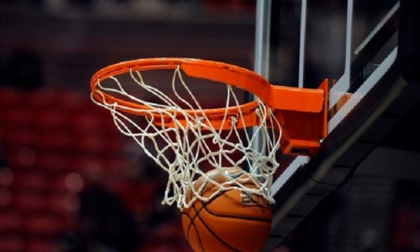 Tri ndeshje interesante sot në basketboll