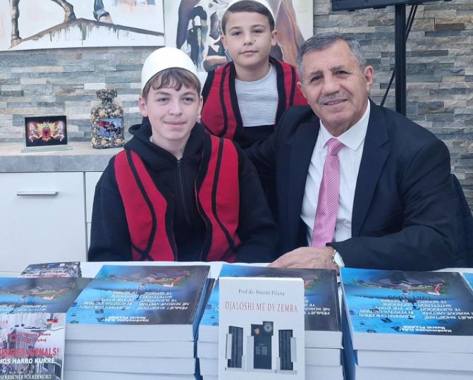 Promovohet libri për fëmijët e vrarë në Kosovë