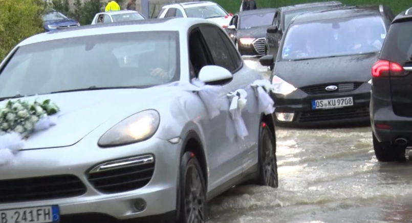 Vijojnë përmbytjet në Shkodër dhe Vaun e Dejës, të paktën 100 banesa me prezencë uji