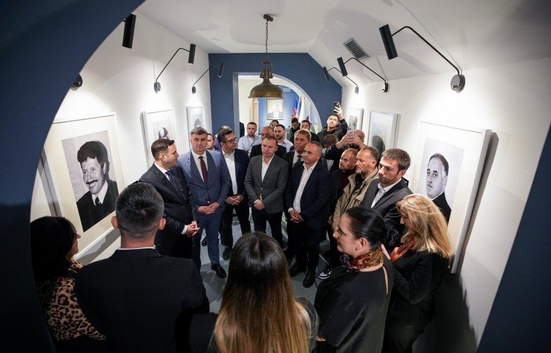 LDK-ja nderon Ukë Bytyçin në 23-vjetorin e vrasjes së tij