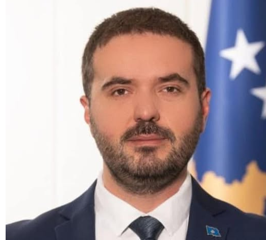 Presidentja Osmani shpreh ngushëllime për ndarjen nga jeta të zyrtarit Petrit Hoti