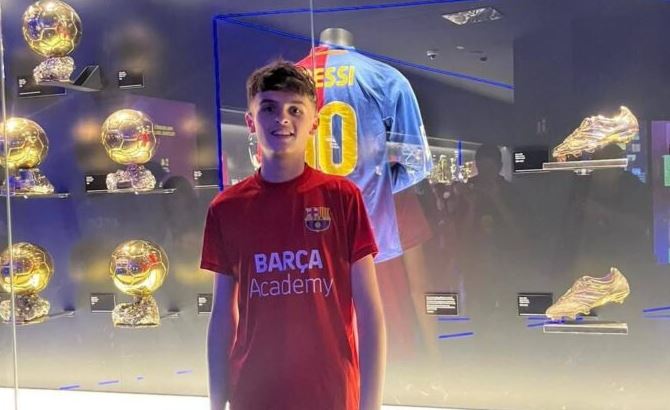 Aldrin Pajaziti po stërvitet në Akademinë “La Masia” në Barcelonë, aty ku janë formuar yjet botërorë Messi, Iniesta, Xavi…