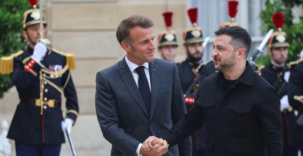 Zelensky takohet me udhëheqësit evropianë në Paris