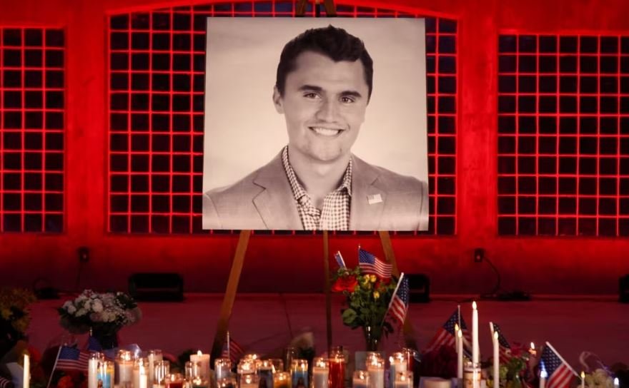 Arrestohet i dyshuari për vrasjen e Charlie Kirkut