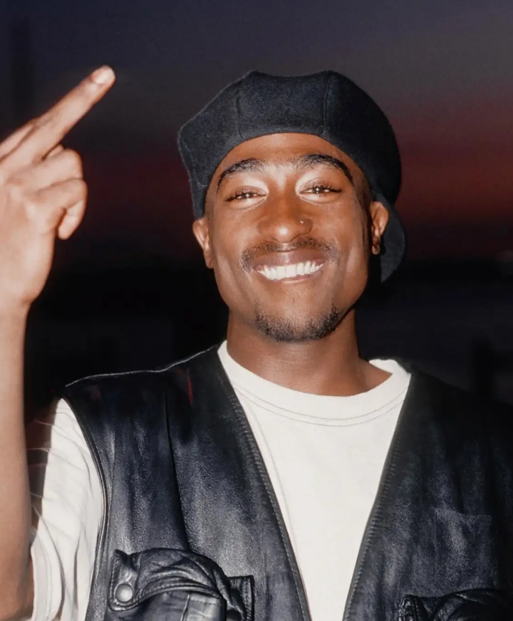 29 vite pa Tupac Shakur, legjenda e hip-hop-it që la gjurmë të pashlyeshme