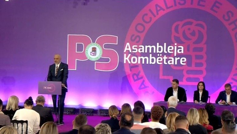 Hera e parë që nga Asambleja e PS/ Socialistët mbledhin sot grupi, Rama mbërrin në Kryesinë e Kuvendit