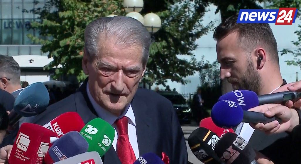 “Krye horri i vë drynin parlamentit!”, Berisha thirrje shqiptarëve: Ngrihuni në mision për të çliruar vendin!