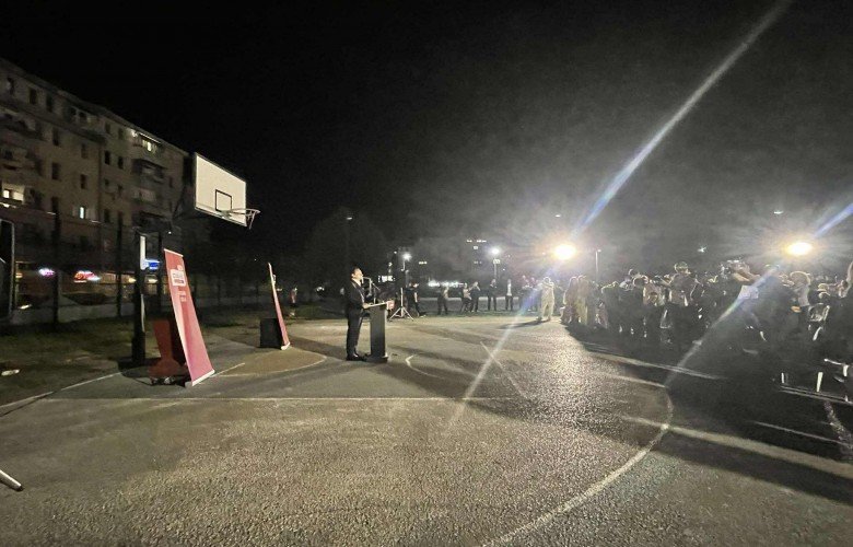 Kurti në Gjakovë: Synimi ynë është që me Shqipërinë të kemi hekurudhën