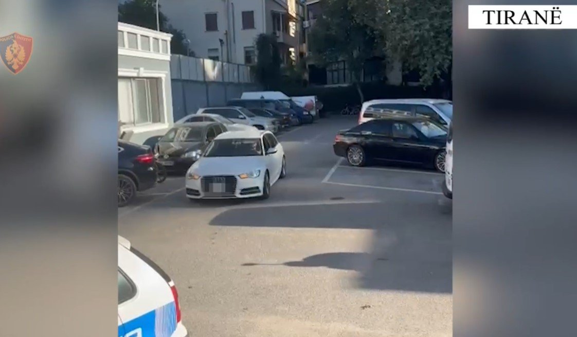 Kërcënonte 23-vjeçaren nëpërmjet llogarive false në rrjete sociale me fotot e saj, arrestohet autori