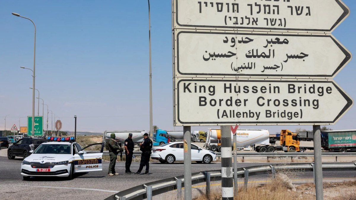 Izraeli do të hapë nesër pikën e vetme kufitare që lidh Bregun Perëndimor dhe Jordaninë