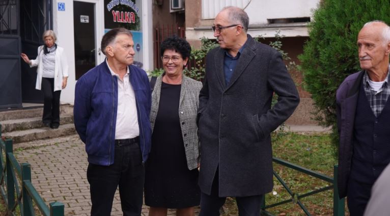 Totaj premton transport e barna esenciale falas për pensionistët