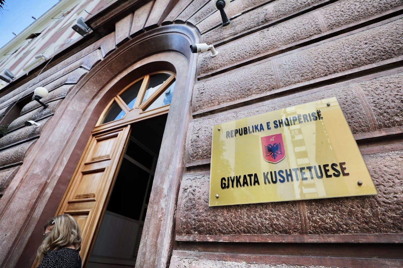 Gjykata e Lartë zgjedh Asim Vokshi si anëtar të Gjykatës Kushtetuese