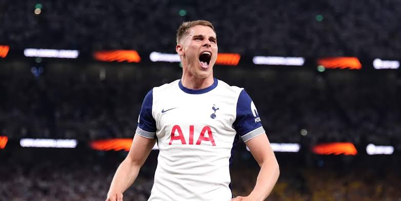 Bayerni sfidon Barcelonën për yllin e Tottenhamit