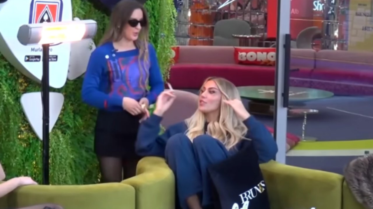 “Laj dhëmbët se pikat e gojës tënde...”/ Debat i ashpër mes Juelës dhe Brikenës: Ty të vjen era...