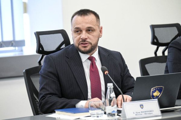 ​Maqedonci: Marrëveshje me Turqinë për forcimin e kapaciteteve të FSK-së