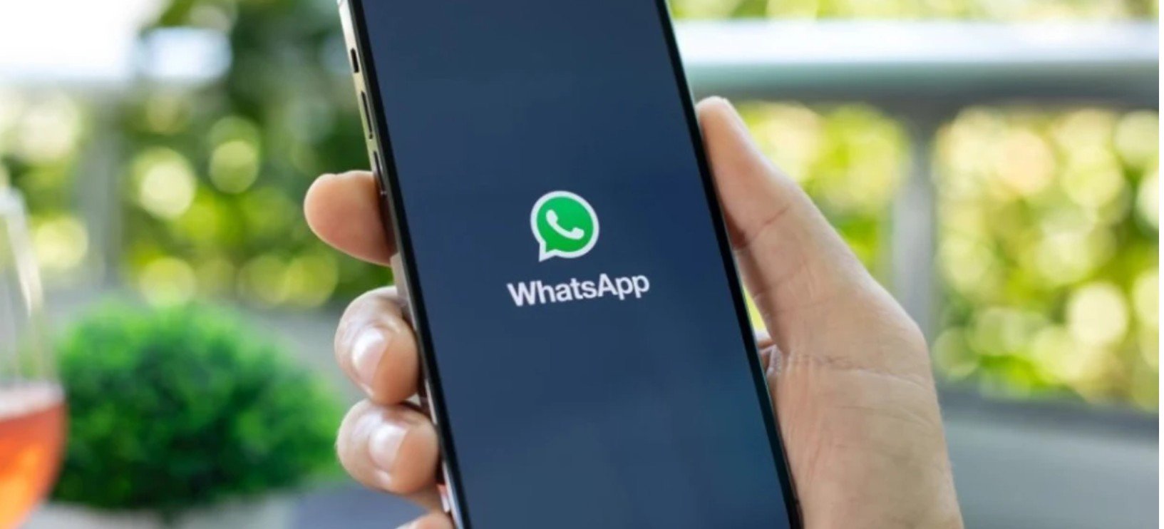 WhatsApp sjell opsionin për dy llogari në një iPhone, por edhe funksione të reja