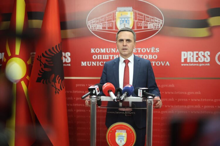 Kasami: Brenda dy muajsh zgjidhet problemi me emrat e mbi 300 rrugëve në Tetovë