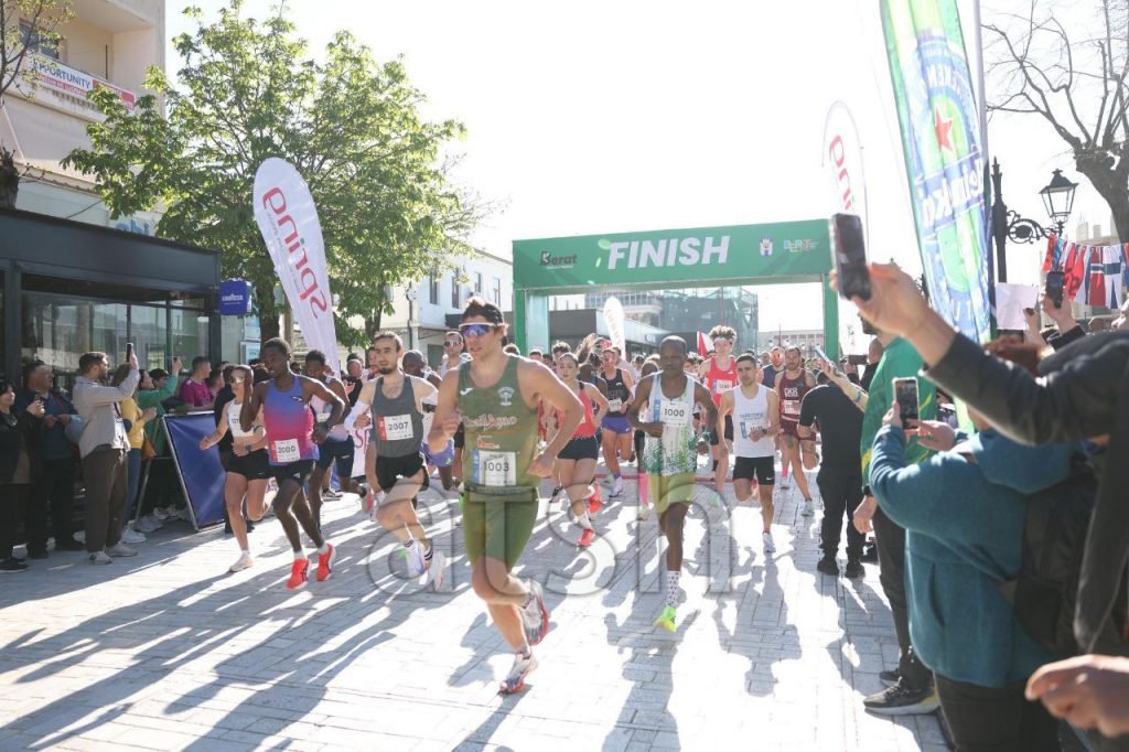 Përfundon “Green Half Marathon 2026”, 800 garues nga 40 shtete në Berat